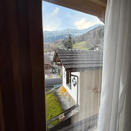 Lavida Wave Lakeside, Interlaken, Ski, Free Parking *