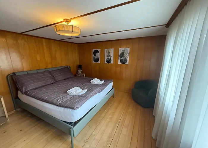 Lavida Wave Lakeside, Interlaken, Ski, Free Parking Leissigen