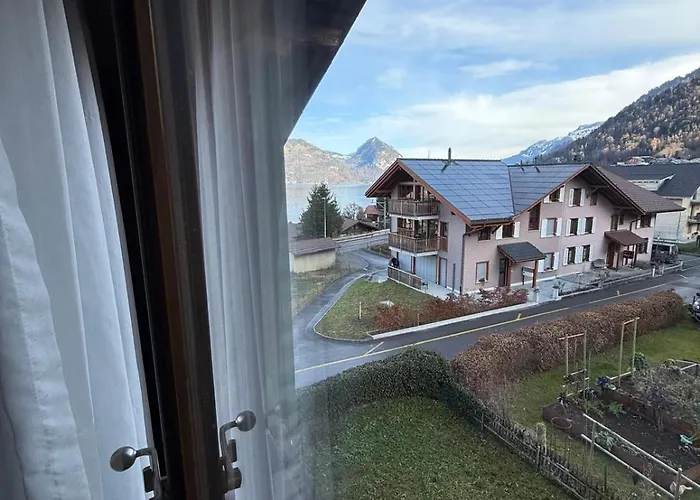 Lavida Wave Lakeside, Interlaken, Ski, Free Parking * Leissigen